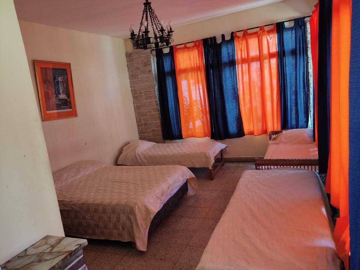 Olivos, posada y habitaciones * Ciudad Autónoma de Buenos Aires